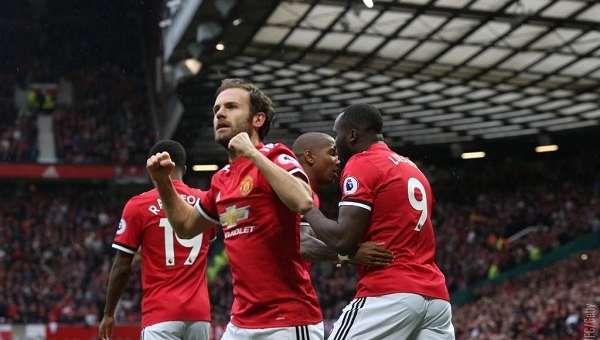 Highlights: Manchester United 4-0 Crystal Palace (V7 NHA)