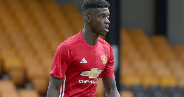 MU giữ chân sao trẻ có tên khá giống người Việt Nam