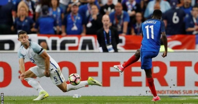 Video bàn thắng: Pháp 3-2- Anh (Giao hữu quốc tế)