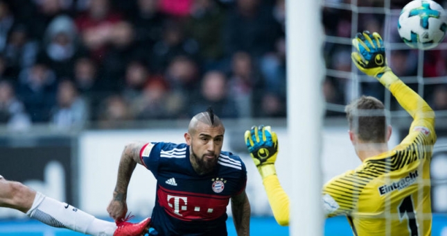 Highlights: Frankfurt 0-1 Bayern Munich (V15 - Bundesliga)