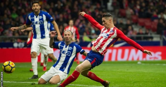 Highlights: Atl. Madrid 1-0 Deportivo Alaves (V16 - La Liga)