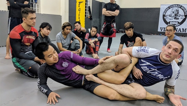 David Lapetina - Từ mọt sách Paris thành người truyền bá BJJ