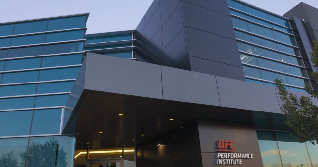 Cách tính điểm ở UFC: Takedowns không quan trọng như mọi người vẫn nghĩ