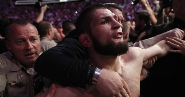 Giới chuyên môn nói gì về màn ẩu đả tại UFC 229?