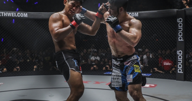 VIDEO Aung La N Sang vs Ken Hasegawa - Trận đấu hay nhất lịch sử ONE Championship