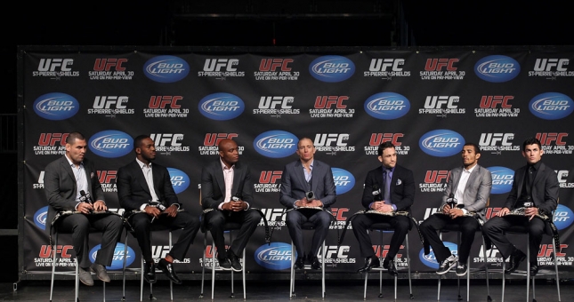 Cain Velasquez thất trận, lại một sự hi vọng gục ngã trong lòng khán giả