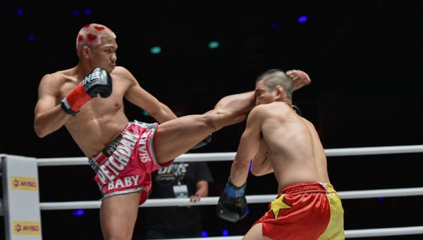 Petchdam Petchyindee: Tay đấm màu mè nhất ONE Championship