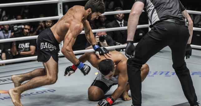SỐC: Siêu sao ONE Champhionship kết liễu đối thủ chưa đầy 25 giây