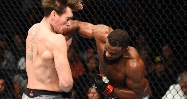 FULL TRẬN UFC: Tyron Woodley dập tắt tài năng trẻ Darren Till 