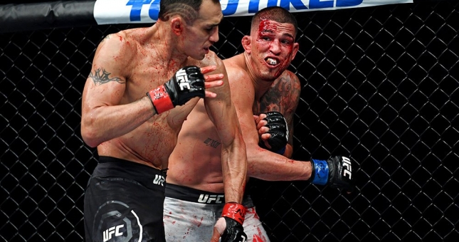 FULL TRẬN UFC 229: Anthony Pettis và màn trình diễn đẫm máu cùng Tony Ferguson