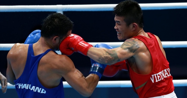 Bị 'câu giờ' Trương Đình Hoàng gửi 'tối hậu thư' cảnh báo võ sư Flores