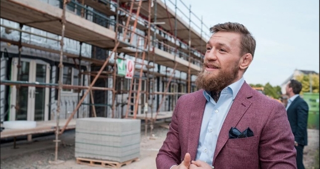 Conor McGregor xây dựng 8 căn nhà cho người vô gia cư ở Ireland