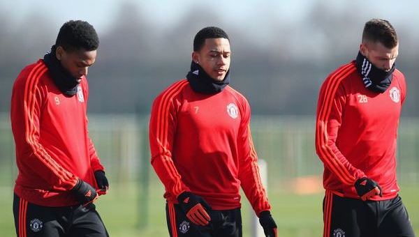 Chuyển nhượng tối 18/1: MU chuẩn bị chia tay cầu thủ thứ ba