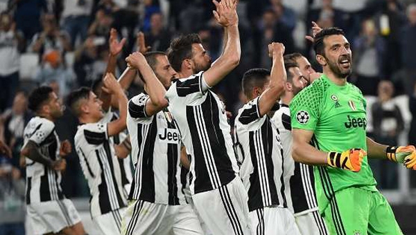 Link xem trực tiếp Barca vs Juventus, 1h45 ngày 20/4