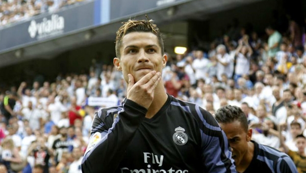 Real Madrid vô địch La Liga 2016/17