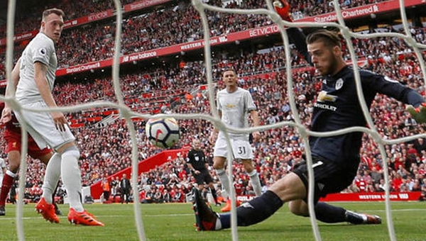 De Gea nói gì sau pha cản phá không tưởng trước Liverpool?