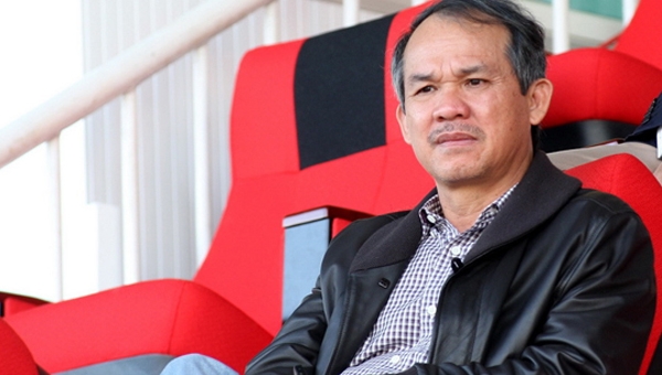 Bầu Đức đưa ra quyết định khiến NHM cảm thấy buồn lòng