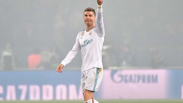 Ronaldo lập thành tích siêu khủng sau bàn thắng vào lưới PSG