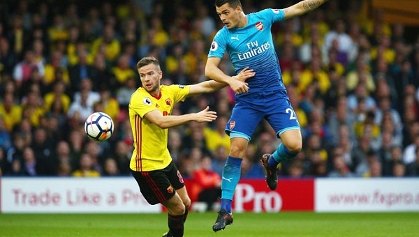 Mkhitaryan và Aubameyang giúp Arsenal giành trọn 3 điểm