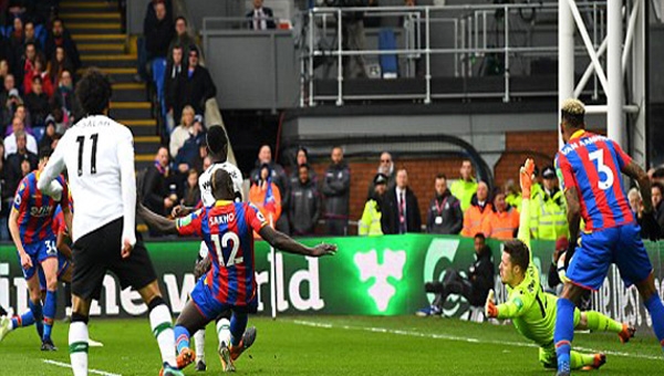 Liverpool chật vật giành ba điểm trên sân của Palace