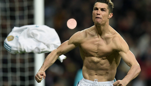 Ronaldo giúp Real vào bán kết theo kịch bản ‘không thể tin nổi’