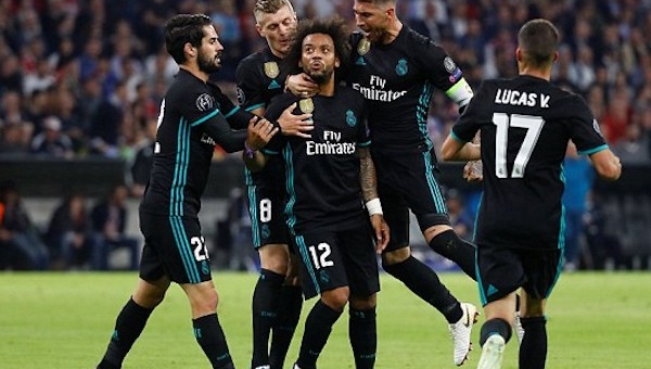 Real Madrid ngược dòng thành công trước Bayern Munich