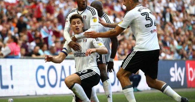 Xác định đội cuối cùng lên hạng chơi ở Premier League mùa tới