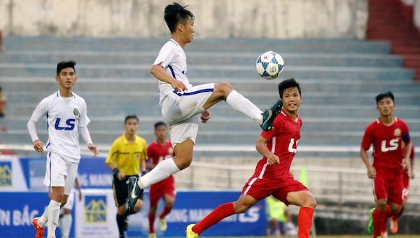 HAGL đại thắng, vẫn chưa thể lấy ngôi đầu bảng