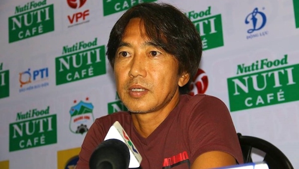 HLV Miura nói cứng, nhận xét về các học trò cũ đang chơi ở HAGL