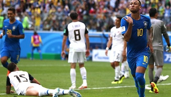 Coutinho và Neymar ghi bàn trong 6 phút bù giờ, Brazil hạ Costa Rica