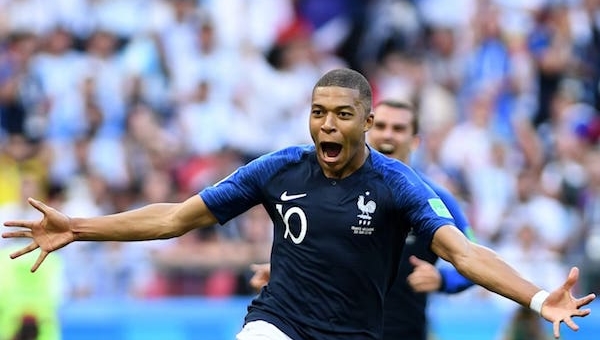 Mbappe toả sáng, Pháp thắng nghẹt thở Argentina để vào tứ kết