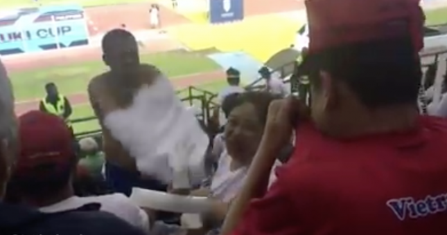 VIDEO: Hình ảnh tuyệt đẹp của CĐV Việt Nam và Philippines trong trận BK lượt đi