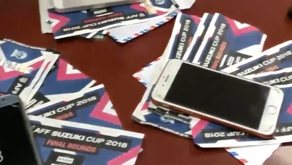 Một nhân viên bảo vệ VFF cùng nhóm phe vé trận Việt Nam bị bắt giữ