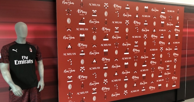 Học viện bóng đá AC Milan ra mắt tại Hà Nội