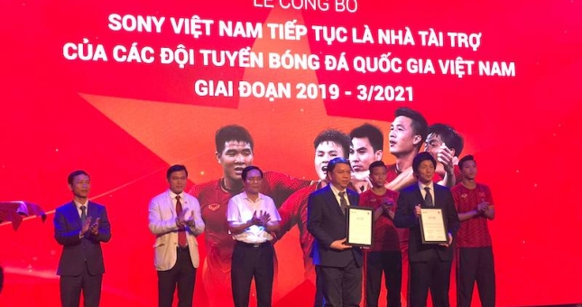 Duy Mạnh, Văn Hậu rạng rỡ trong lễ công bố nhà tài trợ các ĐTQG