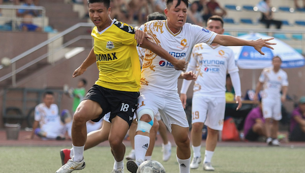 Xác định 4 cặp tứ kết giải bóng đá Doanh nghiệp trẻ Hà Nội 2019