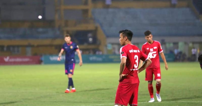 HLV Viettel: ‘Chưa bao giờ cuộc đua trụ hạng lại gay cấn như thế’