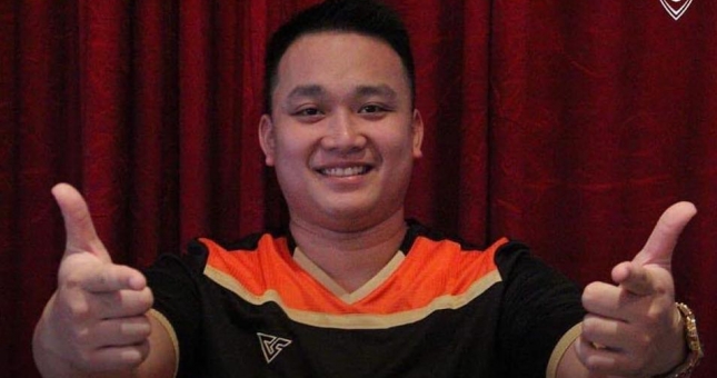 Darkvegas là game thủ đầu tiên vào bán kết PES 247 Cup