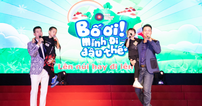 Hơn 300 triệu đồng cùng đồ dùng học tập, nhu yếu phẩm gửi đến miền Trung từ chương trình “Nơi ấm áp trái tim”