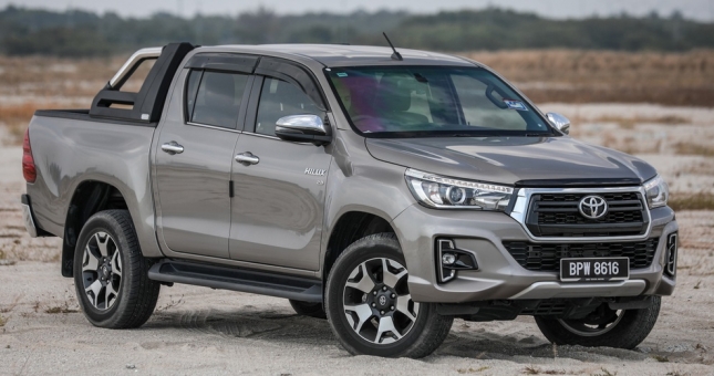 Toyota Hilux 2020 cải tiến diện mạo, nâng cấp động cơ