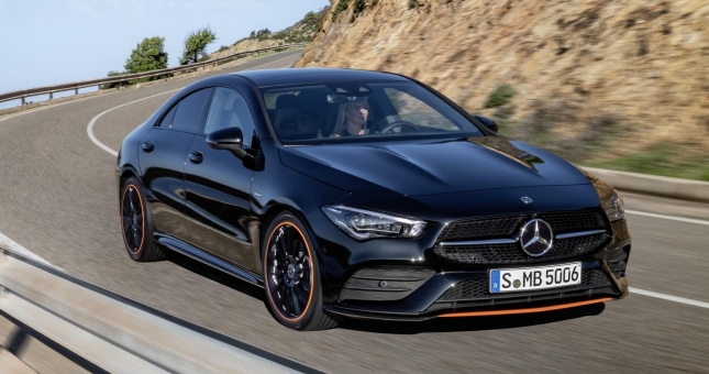Mercedes CLA 200 2020: Giá bán, thông số xe & đánh giá