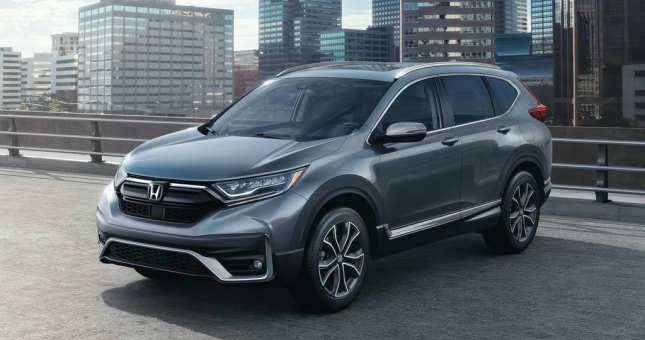 Mua xe Honda CR-V, khách được tặng ngay xe mô tô phân khối lớn