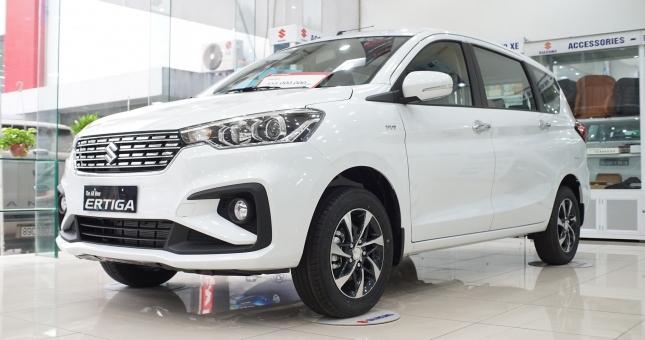 Suzuki Ertiga: Giá xe lăn bánh, ưu đãi & đánh giá (06/2021)