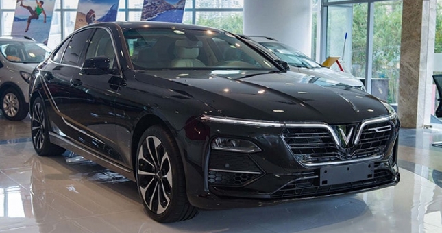 So sánh 3 phiên bản VinFast Lux A2.0 Tiêu chuẩn, Nâng cao & Cao cấp