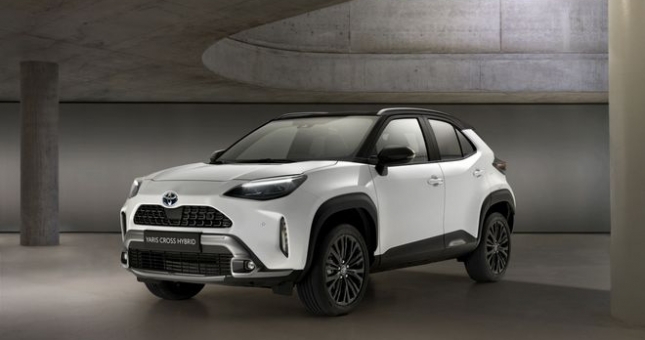 Toyota Yaris Cross ra mắt phiên bản Adventure 2021 đầy ấn tượng