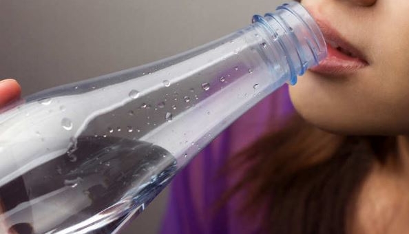 Nên uống nước vào 6 thời điểm này để sống khỏe