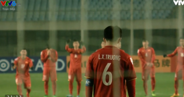 Một cầu thủ được thực hiện 'hơn 1 lần' trong loạt sút penalty không?