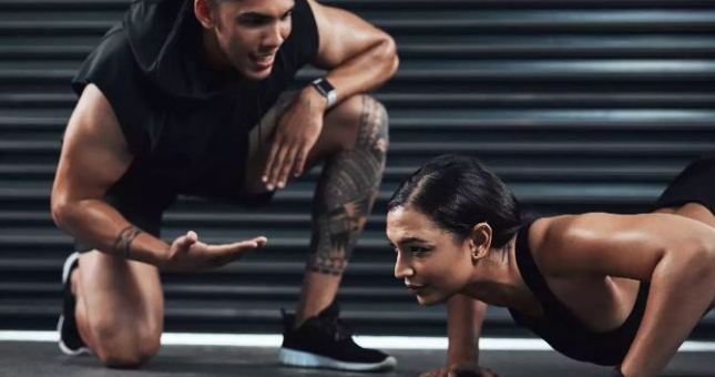 3 lý do khiến bạn không thể 'chống đẩy' được lâu