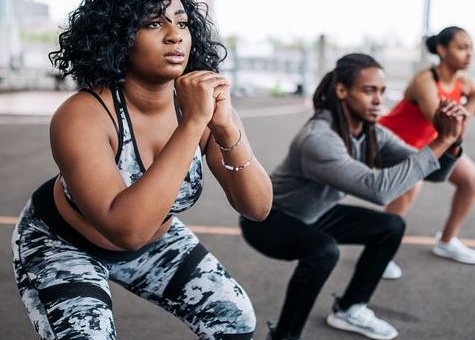 Tập squat mỗi ngày có tốt không?