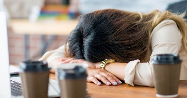 6 mẹo tăng cường năng lượng hiệu quả hơn 'cà phê'